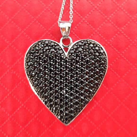 🖤 Elegant Black Spinel 925 Sterling Silver Heart Pendant Necklace🖤 - Picture 7 of 14